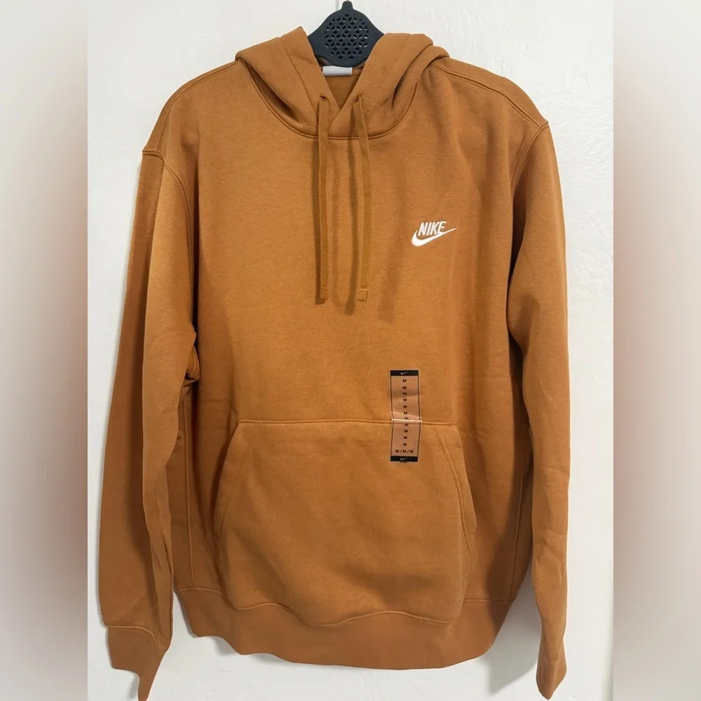 Nike Club Fleece Pullover Hoodie Medium NWT